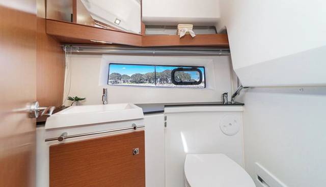 Chasing Daylight yacht for sale 14