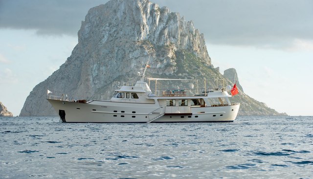 MONARA yacht for sale 24