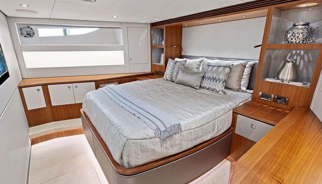 GENESIS yacht for sale 40