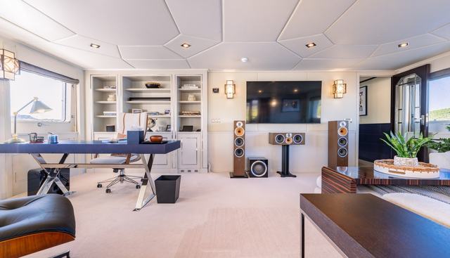 Victory yacht for sale 35