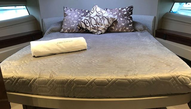 noname yacht for sale 33