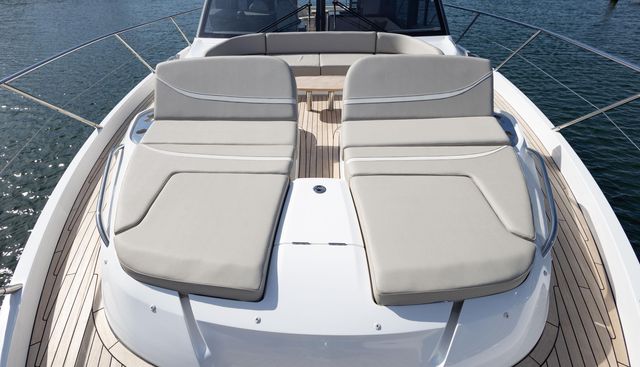 S65529 yacht for sale 13