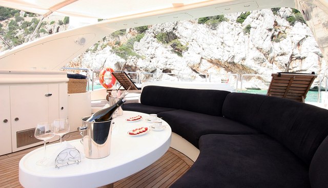 Obsidian yacht for sale 8