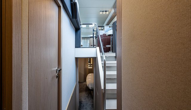 LIQUID ASSET yacht for sale 25