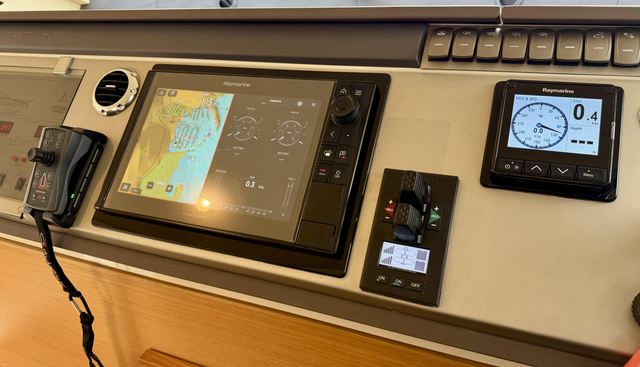 noname yacht for sale 27