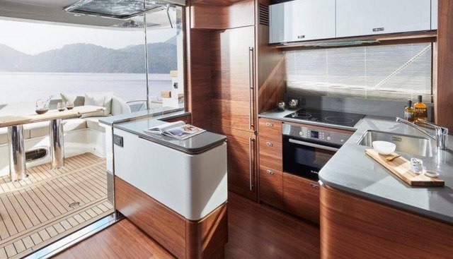 Seven yacht for sale 22