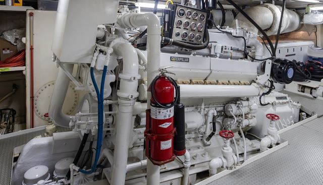 Silverado yacht for sale 15