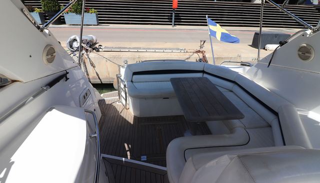 AVENTURA yacht for sale 9