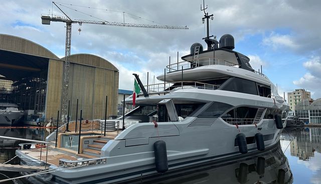 Y yacht for sale 10