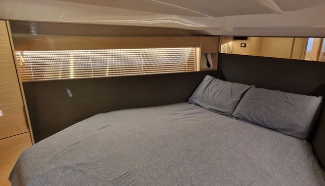 STARLIGHT yacht for sale 17