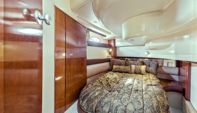 ANCHOR MANAGEMENT yacht for sale 37