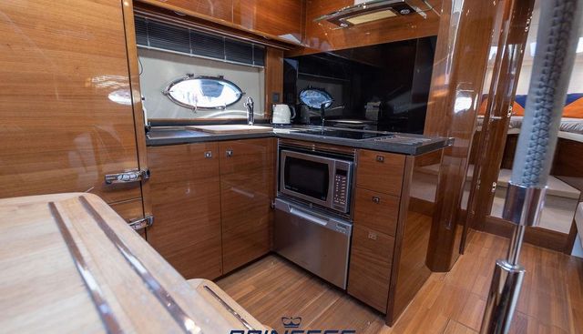 Vesper yacht for sale 24