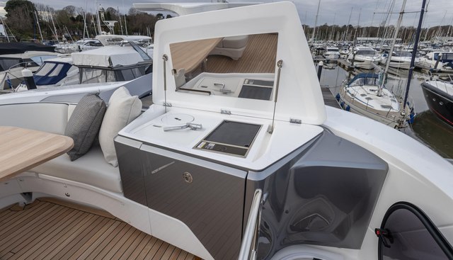 S65524 yacht for sale 138