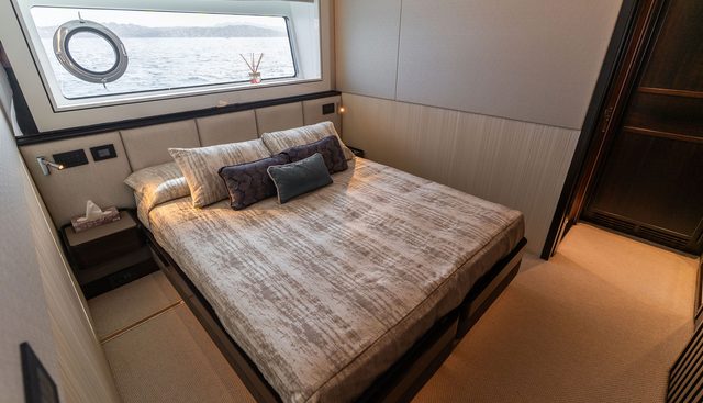 MAGIC MOMENT yacht for sale 47