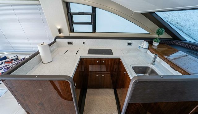 FOREVER RECESS yacht for sale 18