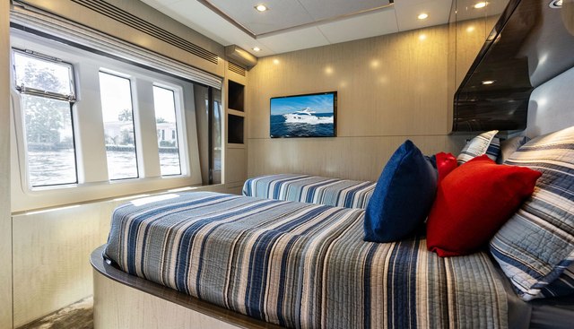 Satisfaction yacht for sale 27