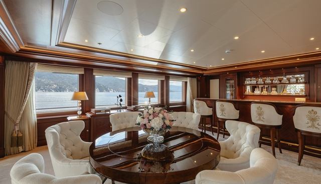 GIGIA yacht for sale 32