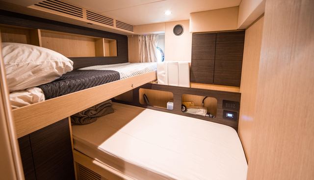 FANTASTIC yacht for sale 33