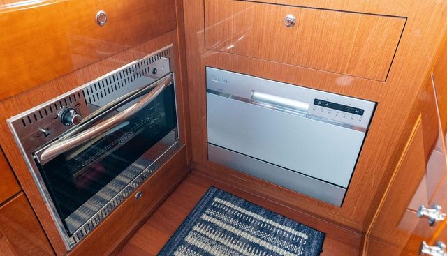 DREAMSCAPE yacht for sale 50