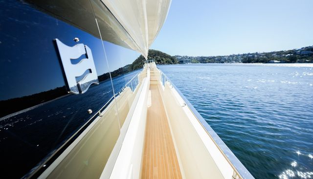 Toro yacht for sale 33