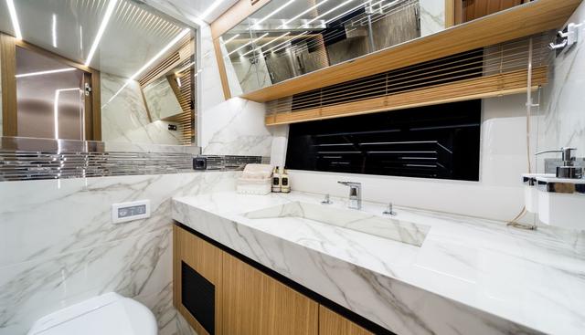 GALEON 680 FLY yacht for sale 17