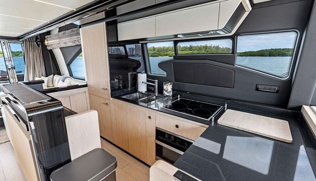 GOOD GIRL yacht for sale 34