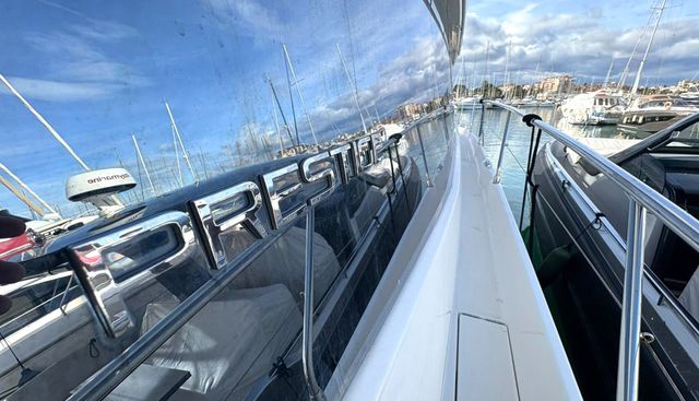 P500 yacht for sale 13