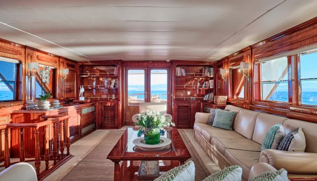 Madame Thelma yacht for sale 9
