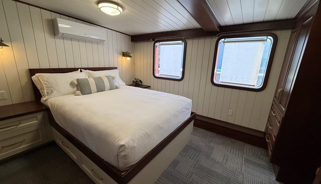 Anne S Pierce yacht for sale 34
