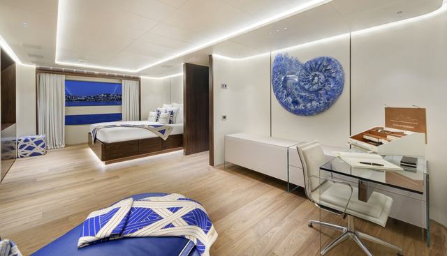 CONFESSA yacht for sale 15