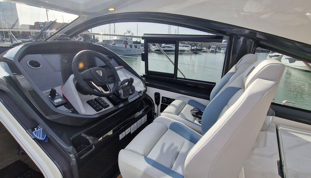 noname yacht for sale 25