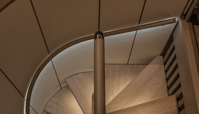 FERRETTI INFYNITO 90 yacht for sale 30