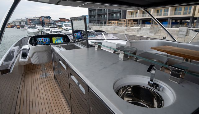 9362590 yacht for sale 13