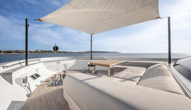 ICE OF LONDON yacht for sale 35