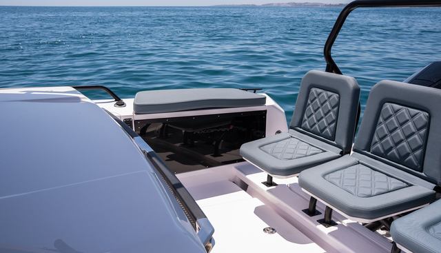 BLUTO yacht for sale 22