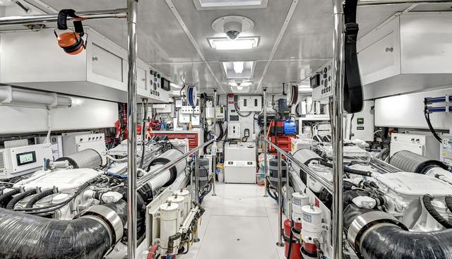 DANIELLE yacht for sale 53