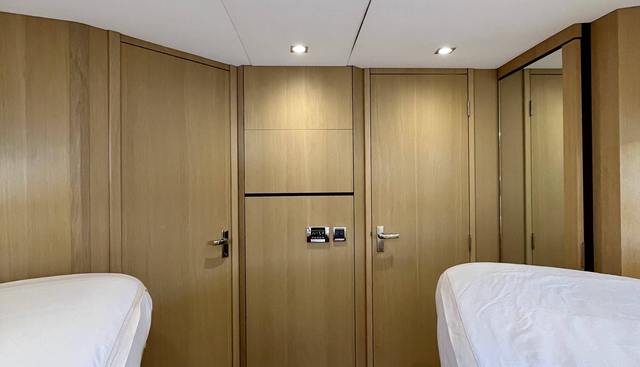 noname yacht for sale 19