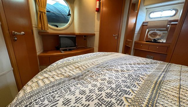 noname yacht for sale 4