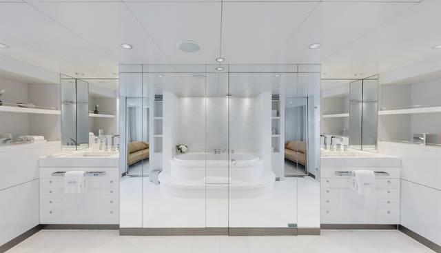 IDOL yacht for sale 14