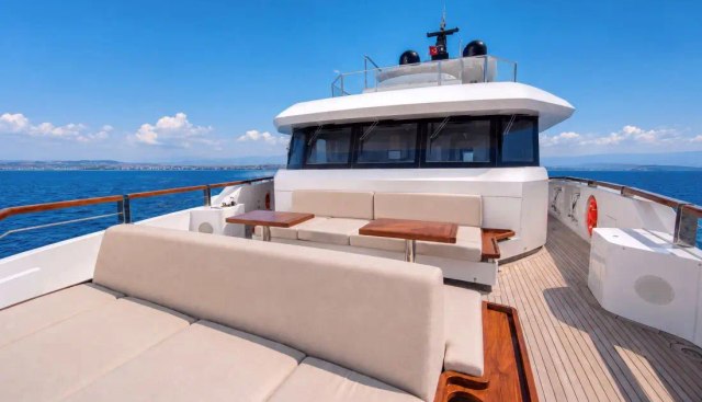 Mereley I yacht for sale 28
