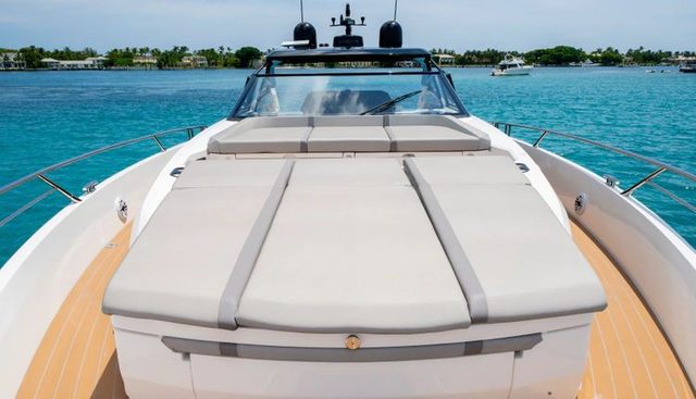 Fin yacht for sale 29