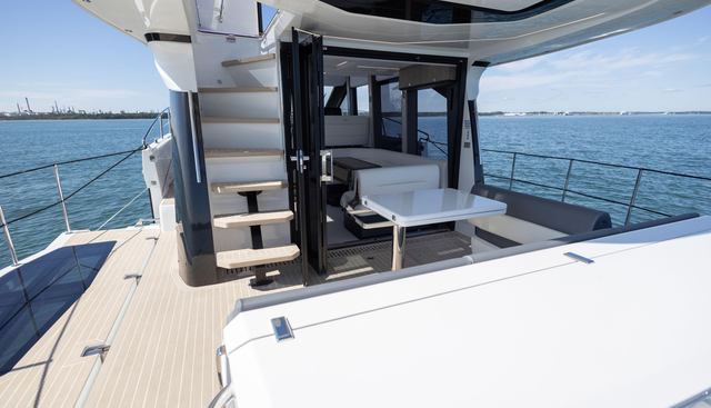 GN440FLY-016 yacht for sale 55