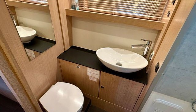 Noname yacht for sale 33