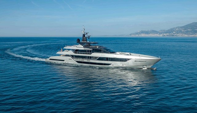 SAIRU yacht for sale 25