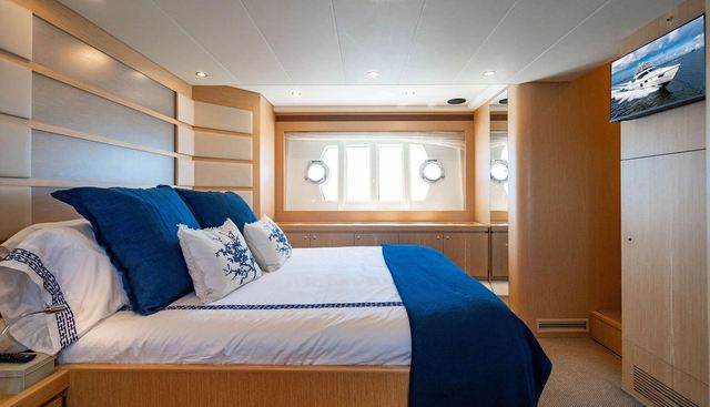 Amigos yacht for sale 42