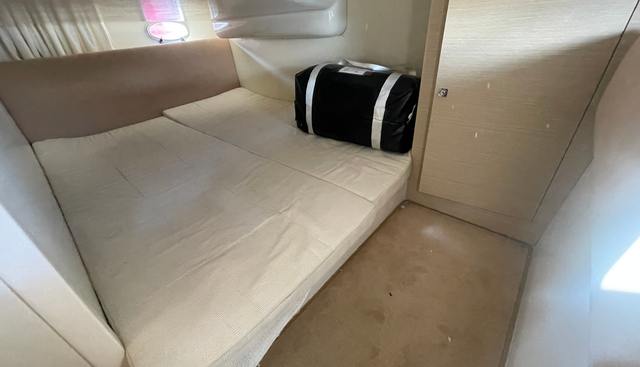 Gin Trap yacht for sale 17