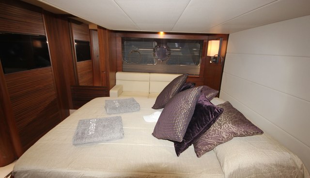 EUREKA OF MANDELIEU yacht for sale 25