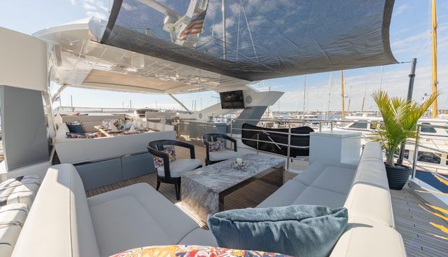 REUNION yacht for sale 34