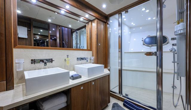 NATURAL 9 yacht for sale 22