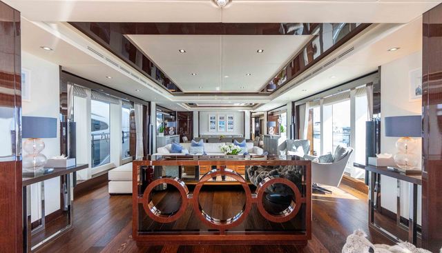 KING POWER yacht for sale 23